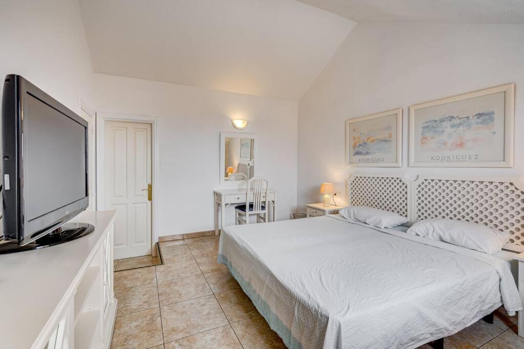 Royal Garden - 2 Bedroom Playa de las Américas Eksteriør billede